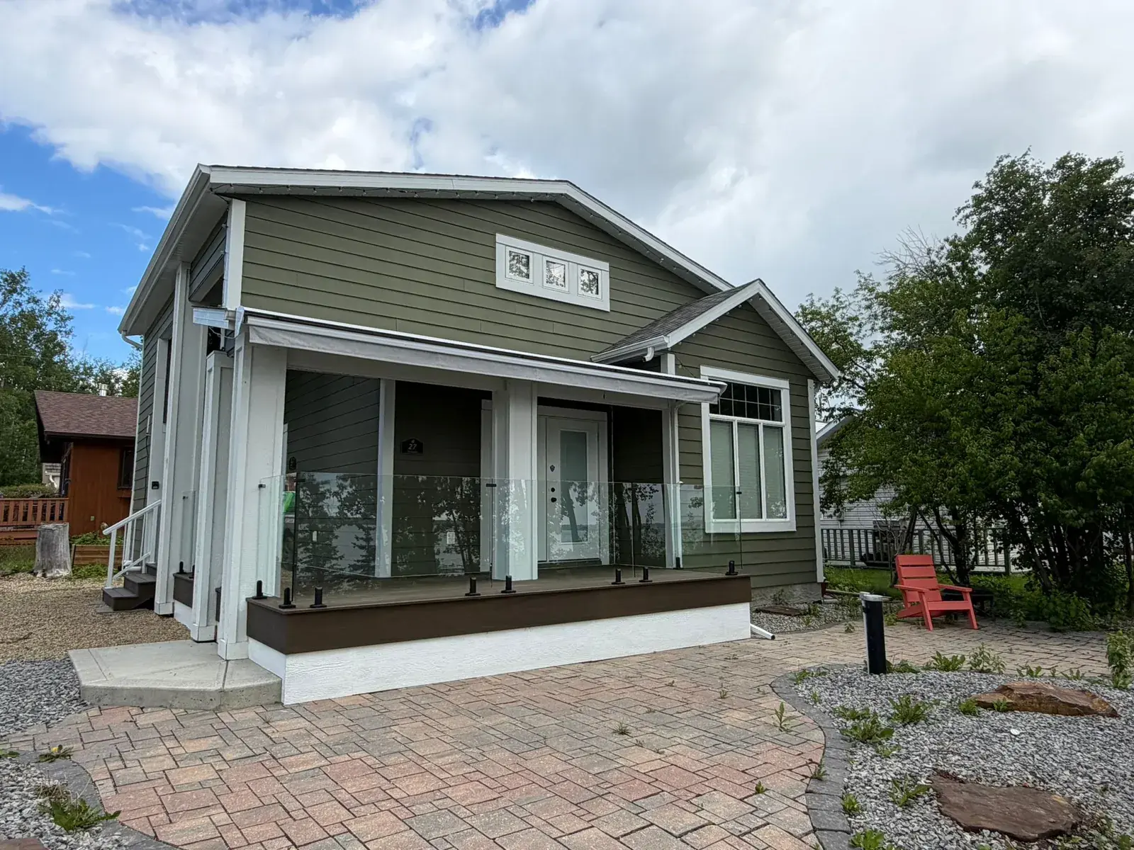 Composite Deck & Glass Railing