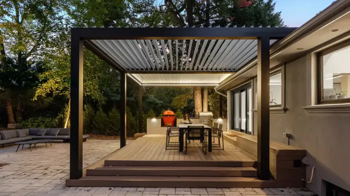 Aluminum Louvred Pergola