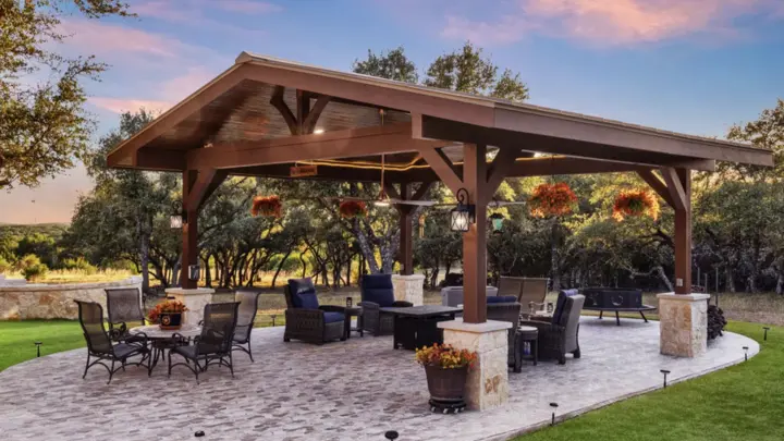 Interlocking Paver Patio